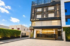 Hotel Vachi Inn
