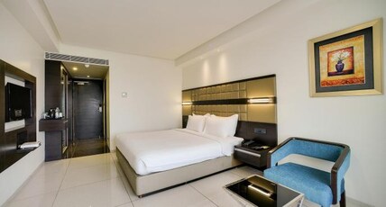 HOTEL G EXPRESS (Formerly Known as TGB Express) Room Type - Deluxe Double King Bed HOTEL G EXPRESS (Formerly Known as TGB Express) Room Type - Deluxe Double King Bed