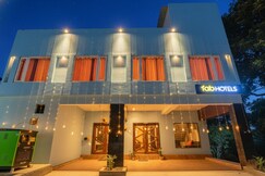 FabHotel Blueark