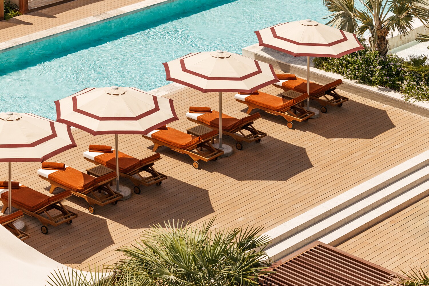 Jumeirah Residences Marsa Al Arab - Tap to explore photos
