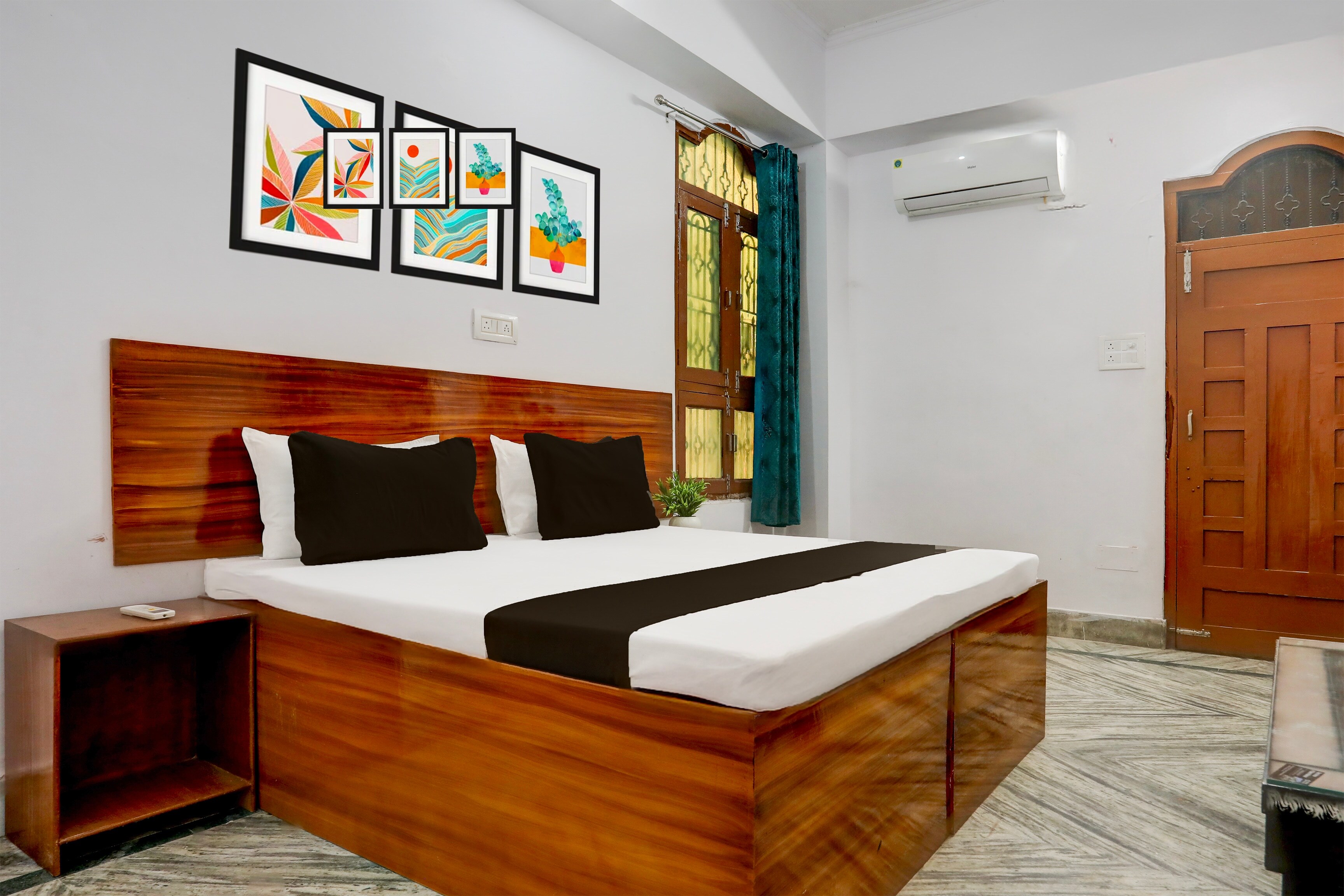 SPOT ON The Relax P Guest House - Tap to explore photos