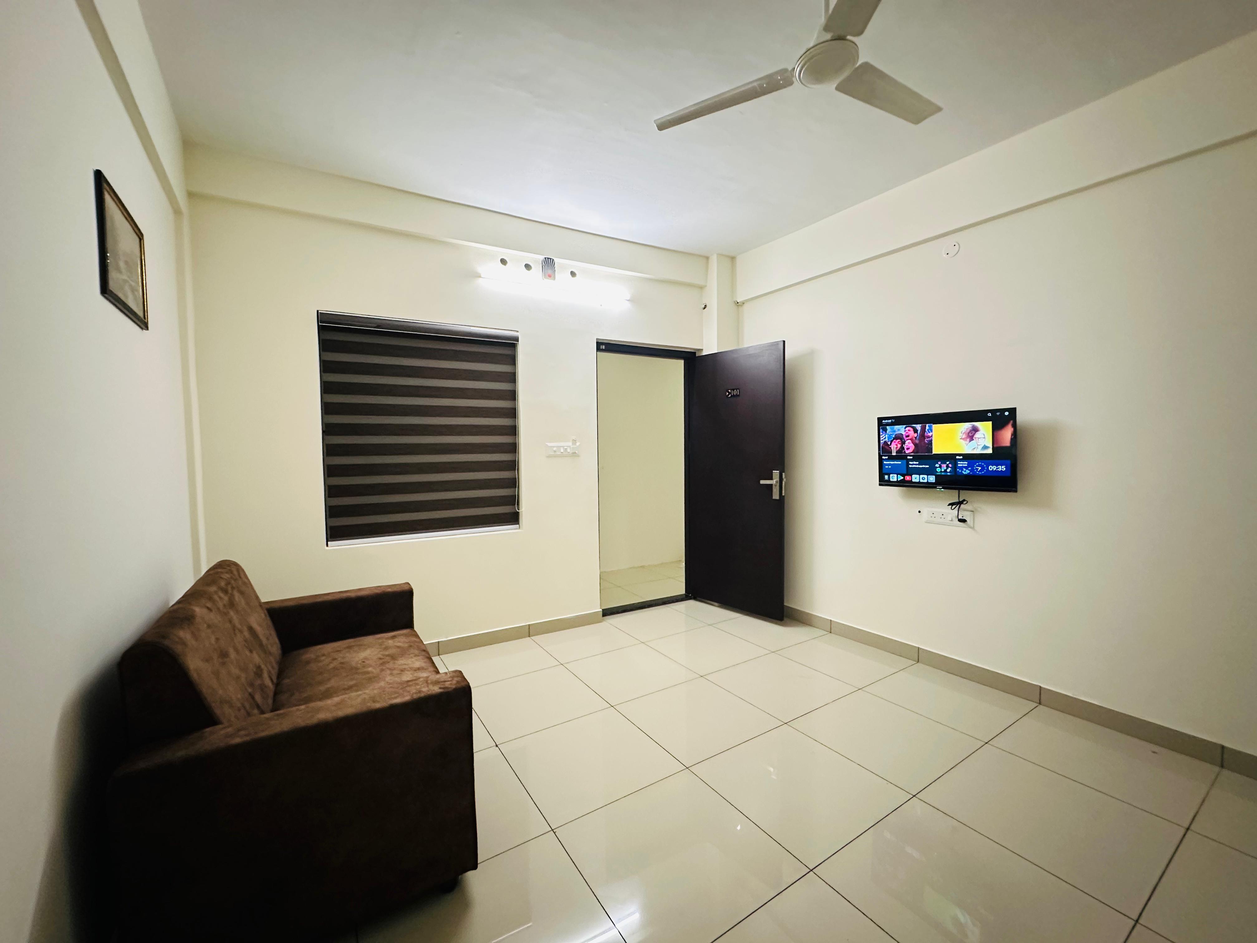 Emar Suites and Rooms - Tap to explore photos