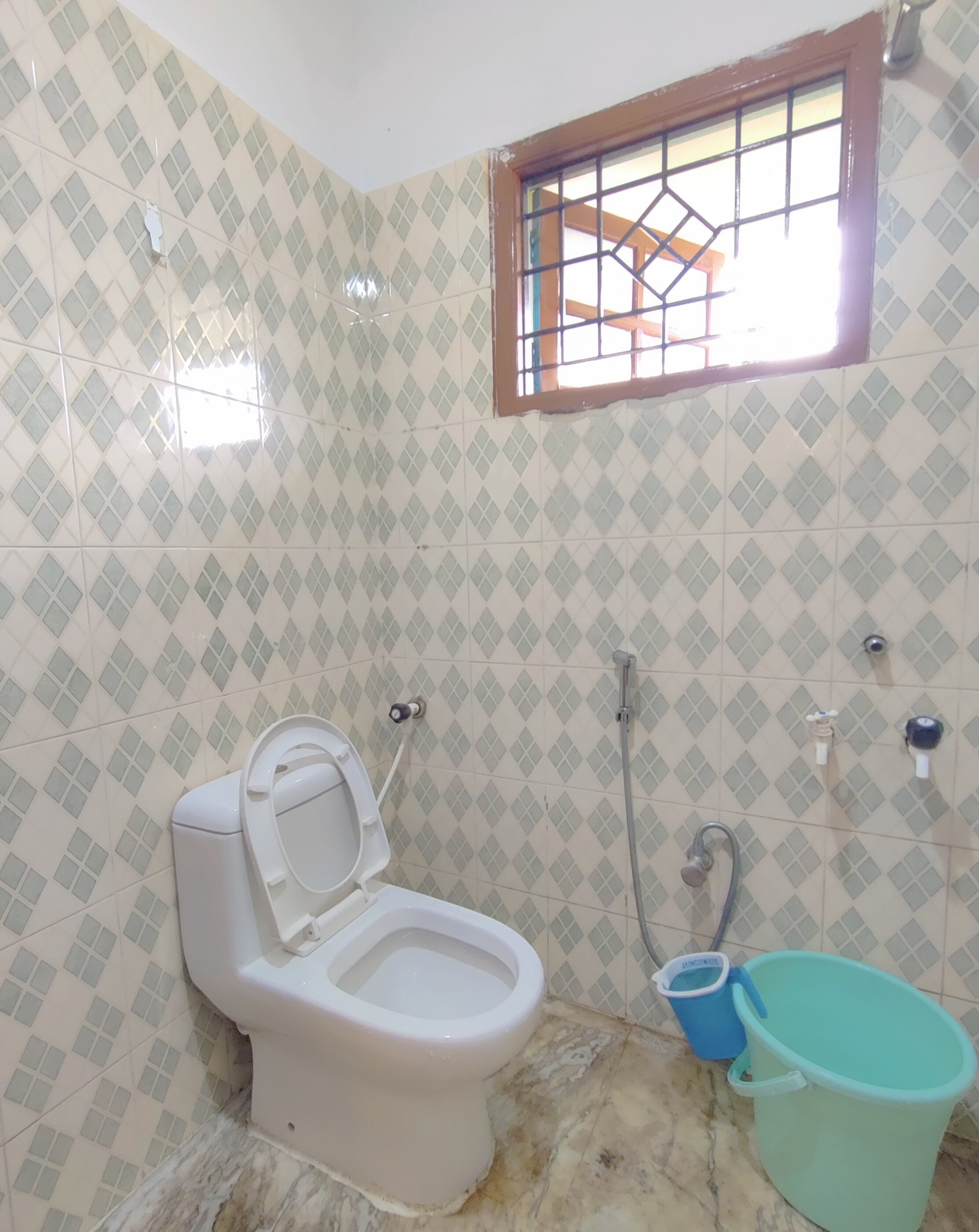 Calm cozy Room with pvt Bathroom in Mysore - Tap to explore photos