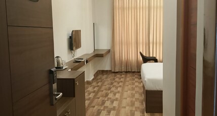 R2B(Rayan Ram Bhavan) Grand restaurant and rooms Room Type - PREMIUM AC
