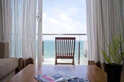 Ocean Edge Suites & Hotel Colombo