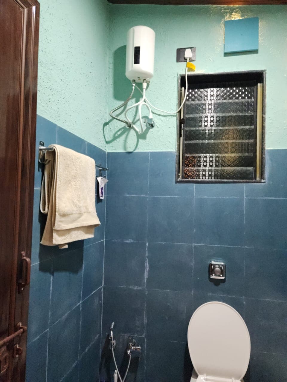 Pinnacle Homestay Alibuag - Tap to explore photos