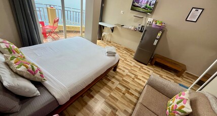 Aizawl Guest House Room Type - QUEEN ROOM WITH BALCONY Aizawl Guest House Room Type - QUEEN ROOM WITH BALCONY