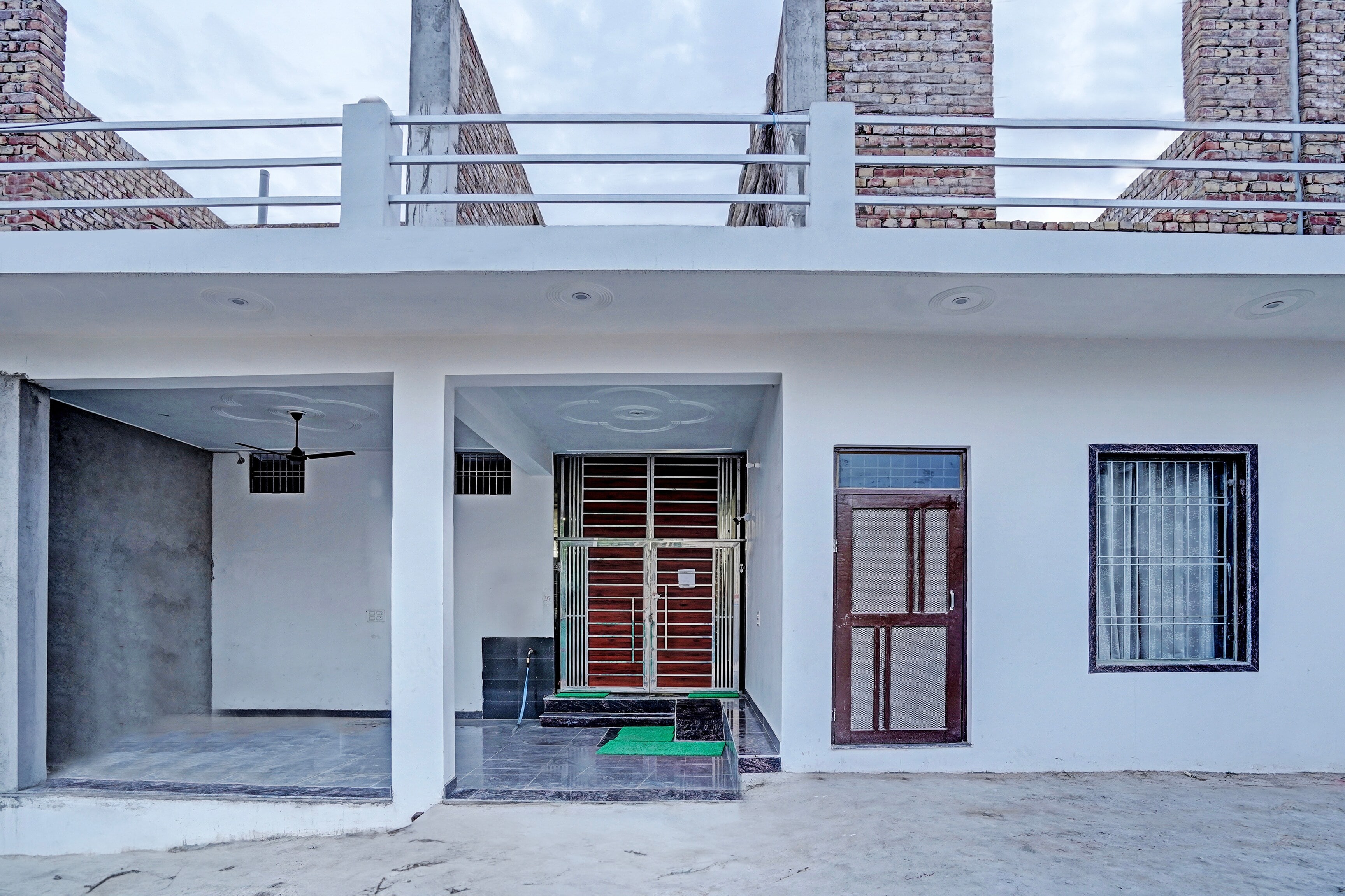 Hotel O Parth Logistics - Tap to explore photos