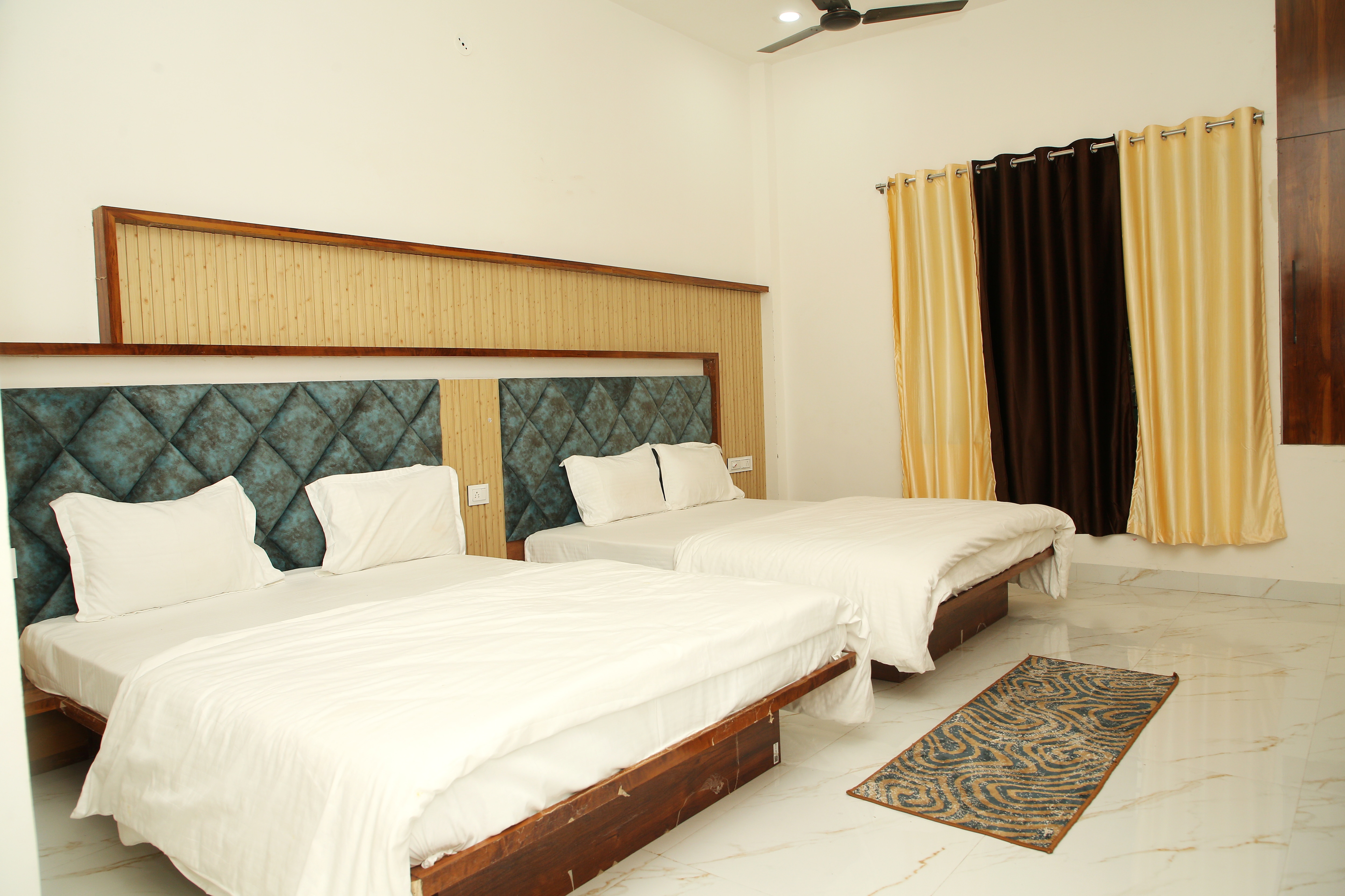 Hotel Shankara Hills - Tap to explore photos
