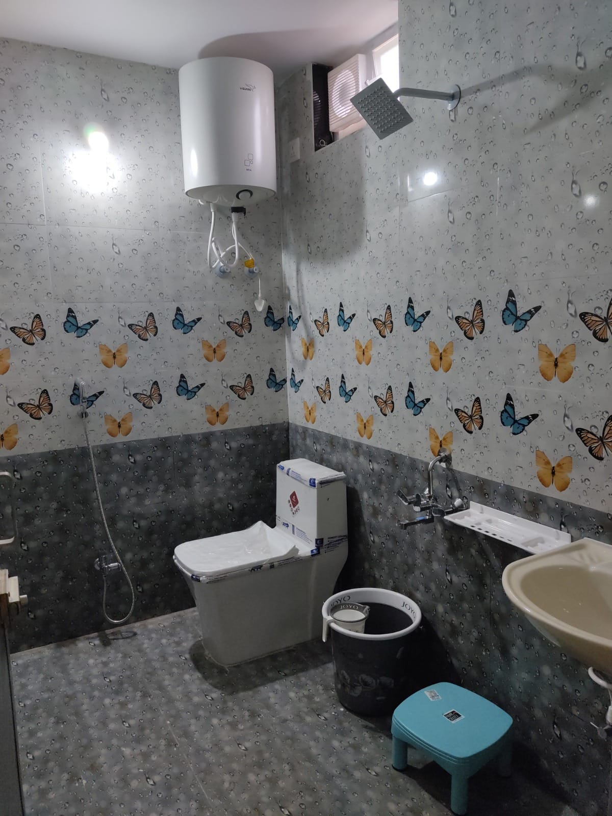Velan Homestay - Tap to explore photos