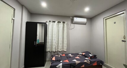 vaishnav cottage home stay Room Type - Executive Deluxe Suite-Twin Beds