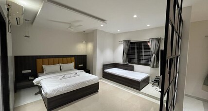 Hotel Gulmohar Room Type - Suite Ac Room