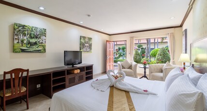 Thai Garden Resort Room Type - Deluxe Garden View King Bed