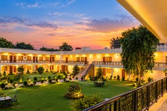 AapnoGhar Resort (Water Park & Amusement Park) Gurgaon