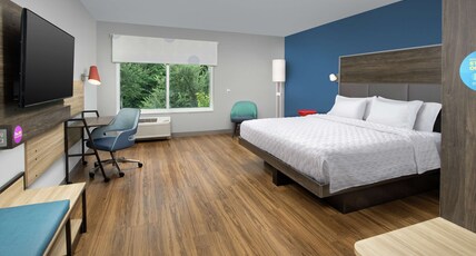 Tru by Hilton Mt Pleasant Charleston Room Type - 1 KING ACCESSIBLE TUB