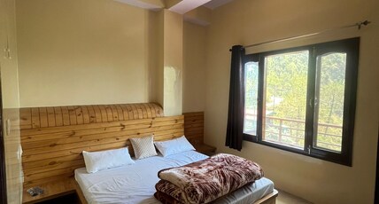 The Classic Residency Room Type - Deluxe Room with Valley View