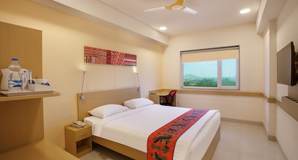 Ginger Hotel Vapi Room Type - Queen Room Ginger Hotel Vapi Room Type - Queen Room