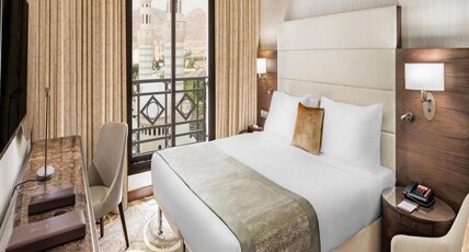 Millennium Makkah Al Naseem Room Type - Executive Suite King Size Bed Millennium Makkah Al Naseem Room Type - Executive Suite King Size Bed