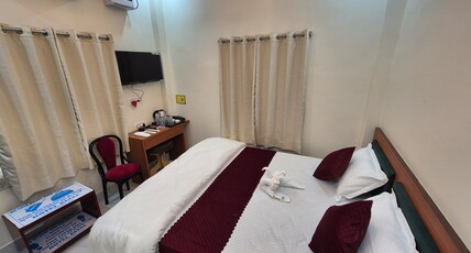 HOTEL PAYAL Room Type - Smart Comfort - AC Room