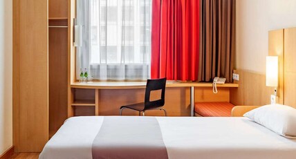 ibis Warszawa Reduta Room Type - A twin room for 1 or 2 people