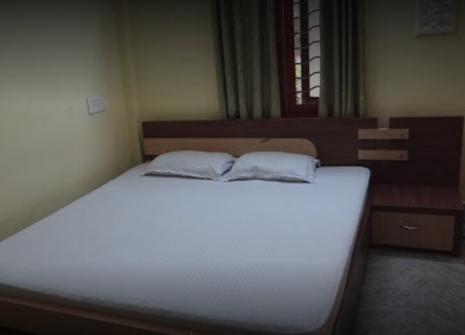 Tea Leaf Resort - Tap to explore photos