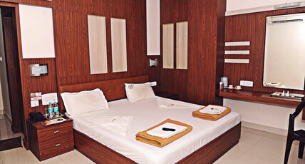 Diana Hotel Room Type - Deluxe room 