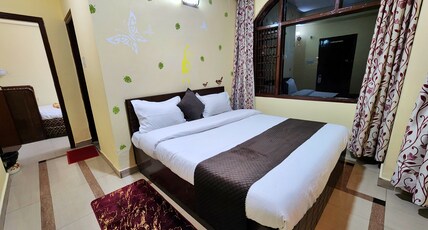 Hotel Taj Palace and Restaurant Near Mall Road Shimla Room Type - Family Suite | 2 Bedroom Suite