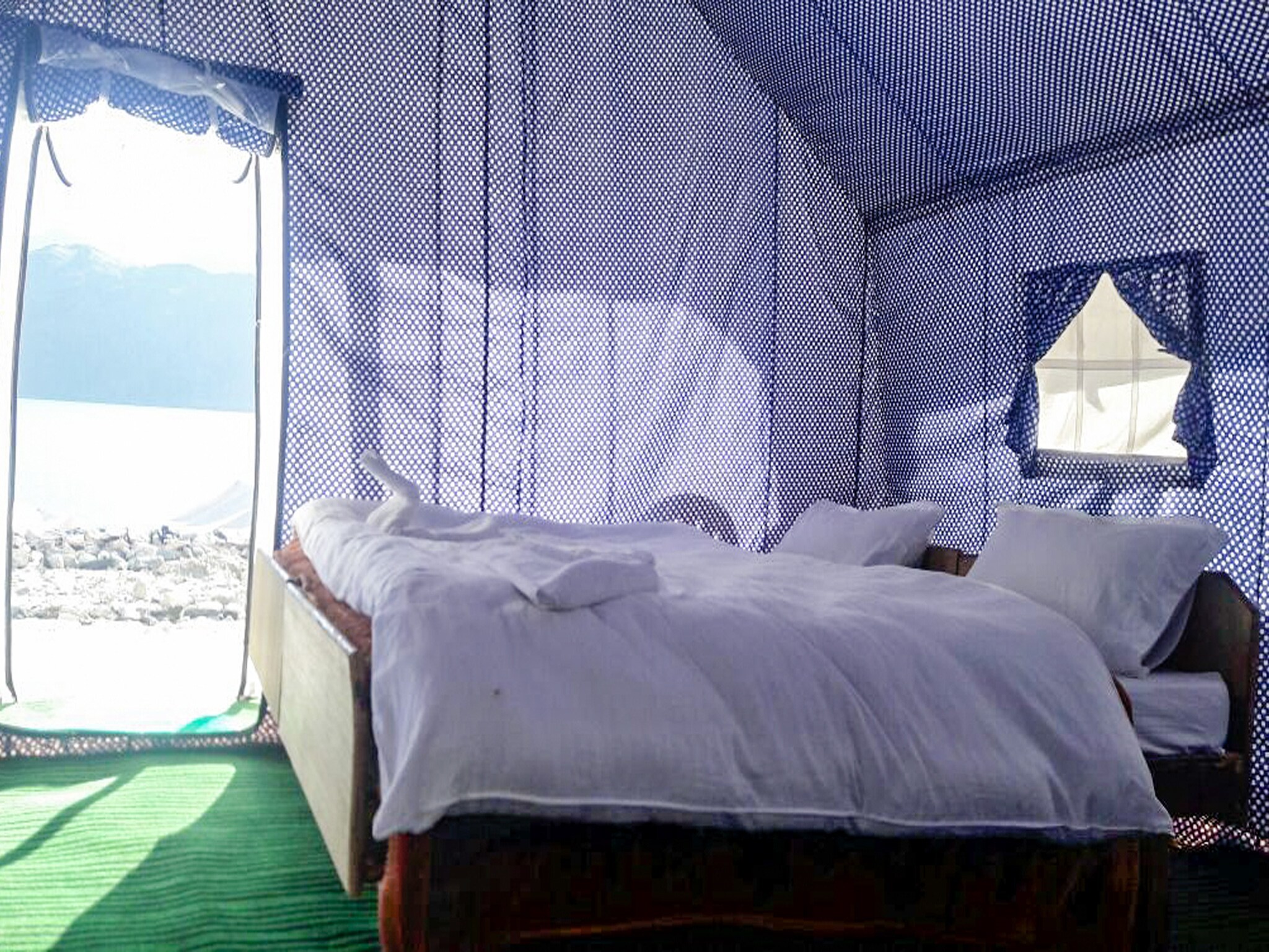 Pangong Eco Traveller Camp - Pangong - Tap to explore photos