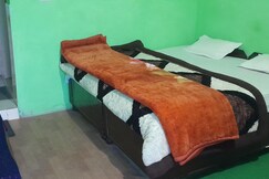 Hilltophomestay Sari Chopta
