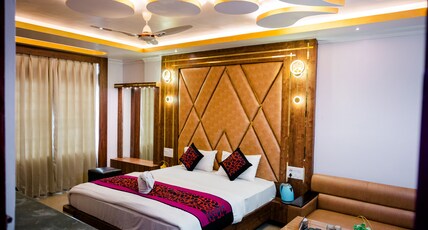 Hotel Country Inn Room Type - Royal Suite