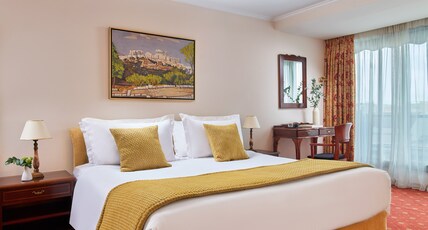 Titania Hotel Athens Room Type - Executive Suite Acropolis View Titania Hotel Athens Room Type - Executive Suite Acropolis View