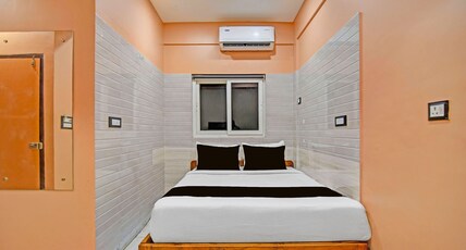 Super Collection O Metropolis Mall Kolkata Formerly Ax Inn Room Type - Classic
