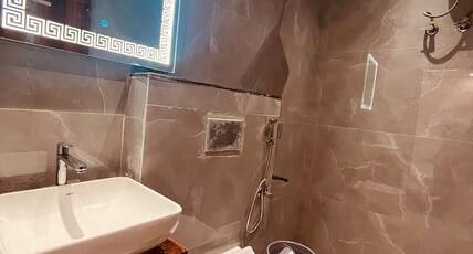 SHRI ANANDAM INN Room Type - SUITE ROOM