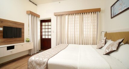 Cardamom Cliff Room Type - Double Room with Garden View