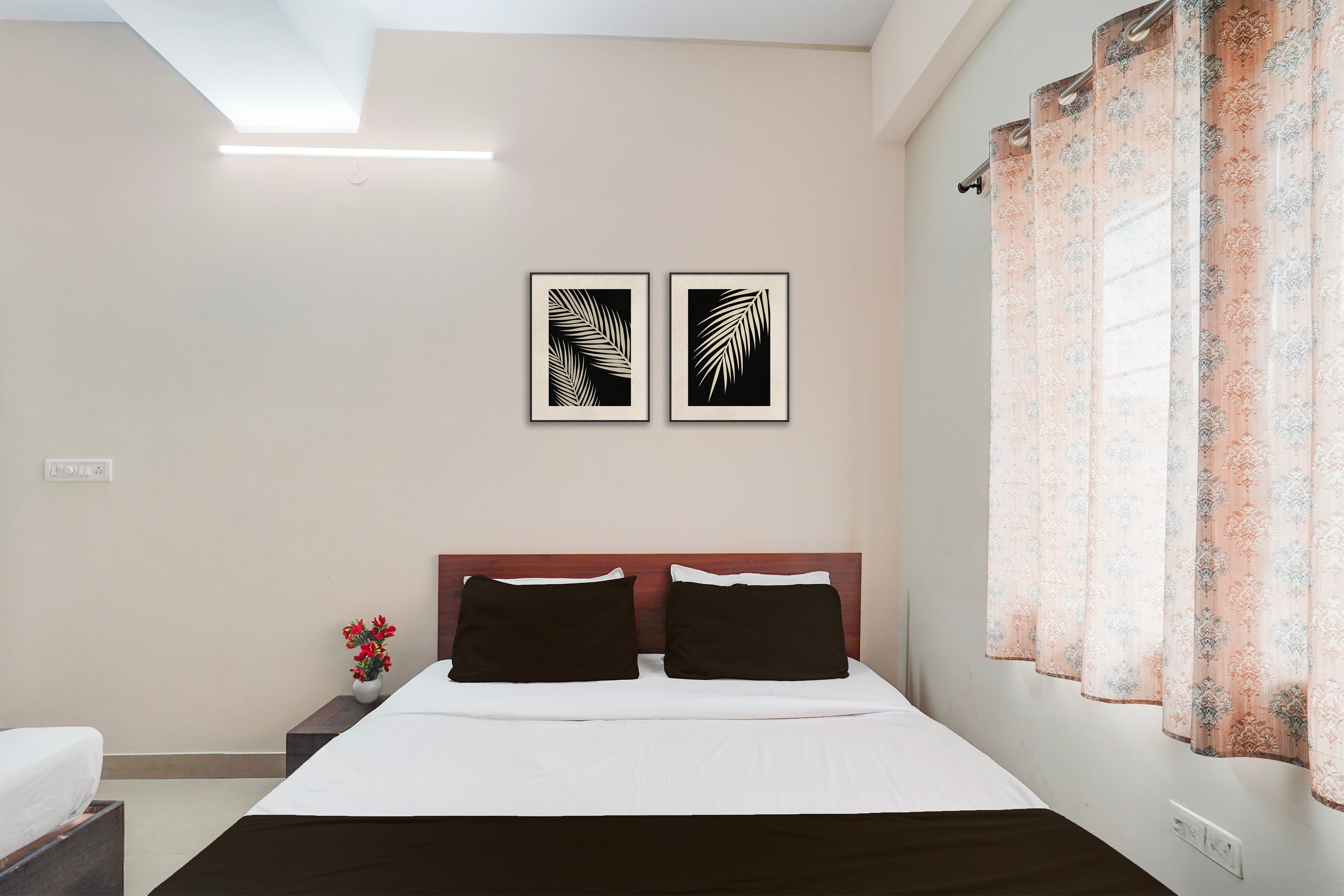 Hotel O Karanji Comfort - Tap to explore photos