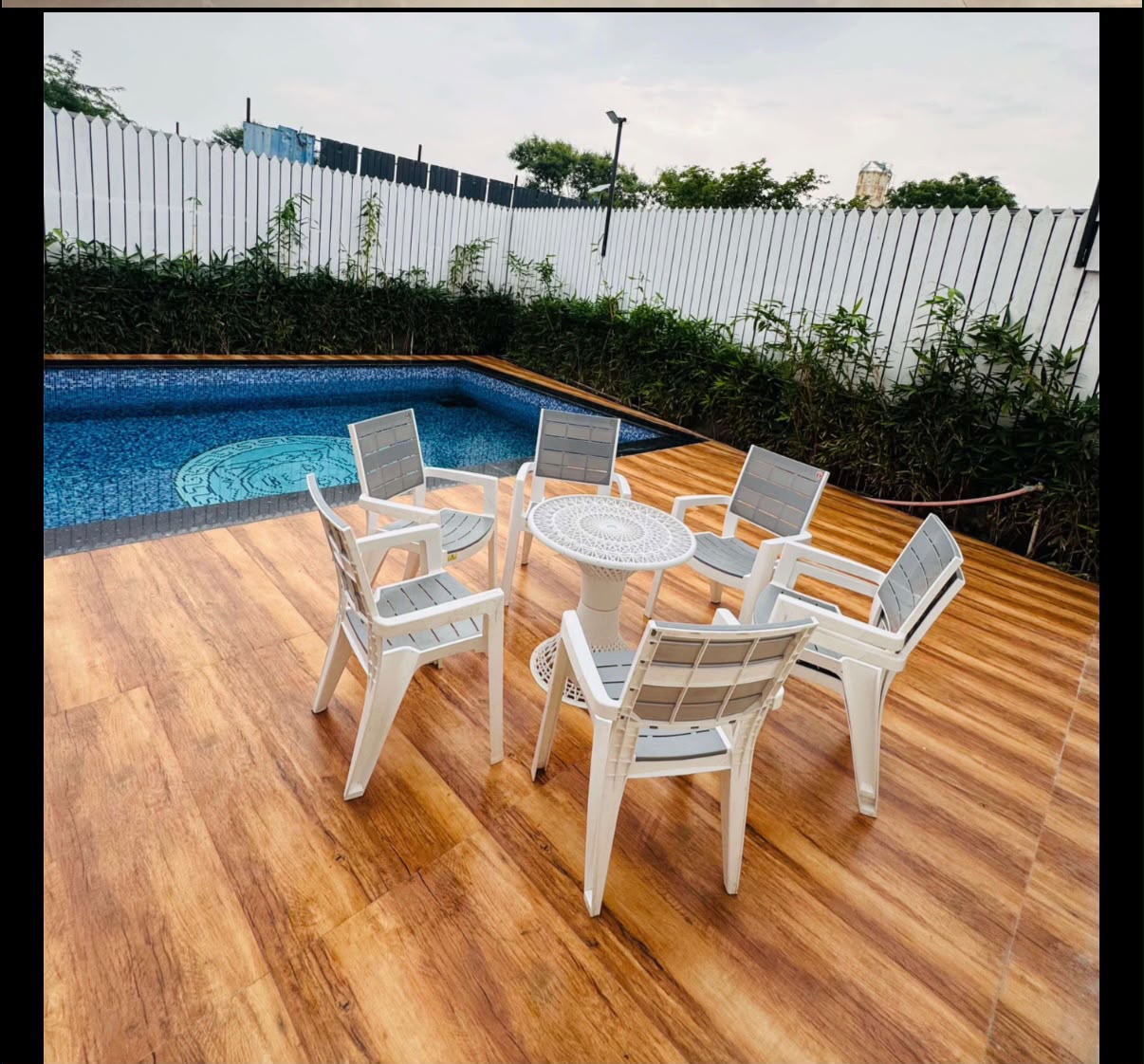 The Yano Retreat Premium in Noida - Tap to explore photos