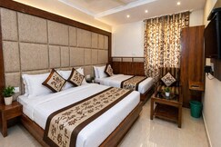 Hotel Sanjeev Palace