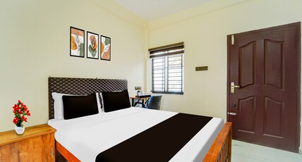 Hotel O HMT Colony Kochi Formerly Pullans Arcade Room Type - Saver Double