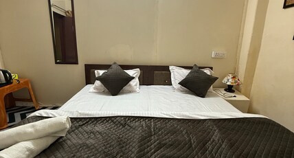 Madho Kutumb Hostel Ganga Room Type - Sangam