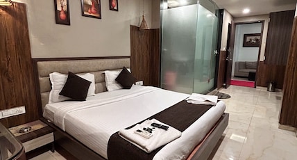 Hotel Merakee Room Type - Deluxe Room(Lower Floor) Hotel Merakee Room Type - Deluxe Room(Lower Floor)