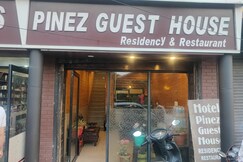 Pinez Guest House