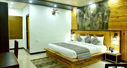 SUNITA HIMALAYAN PARADISE Room Type - Executive Room (Non Himalaya Facing)