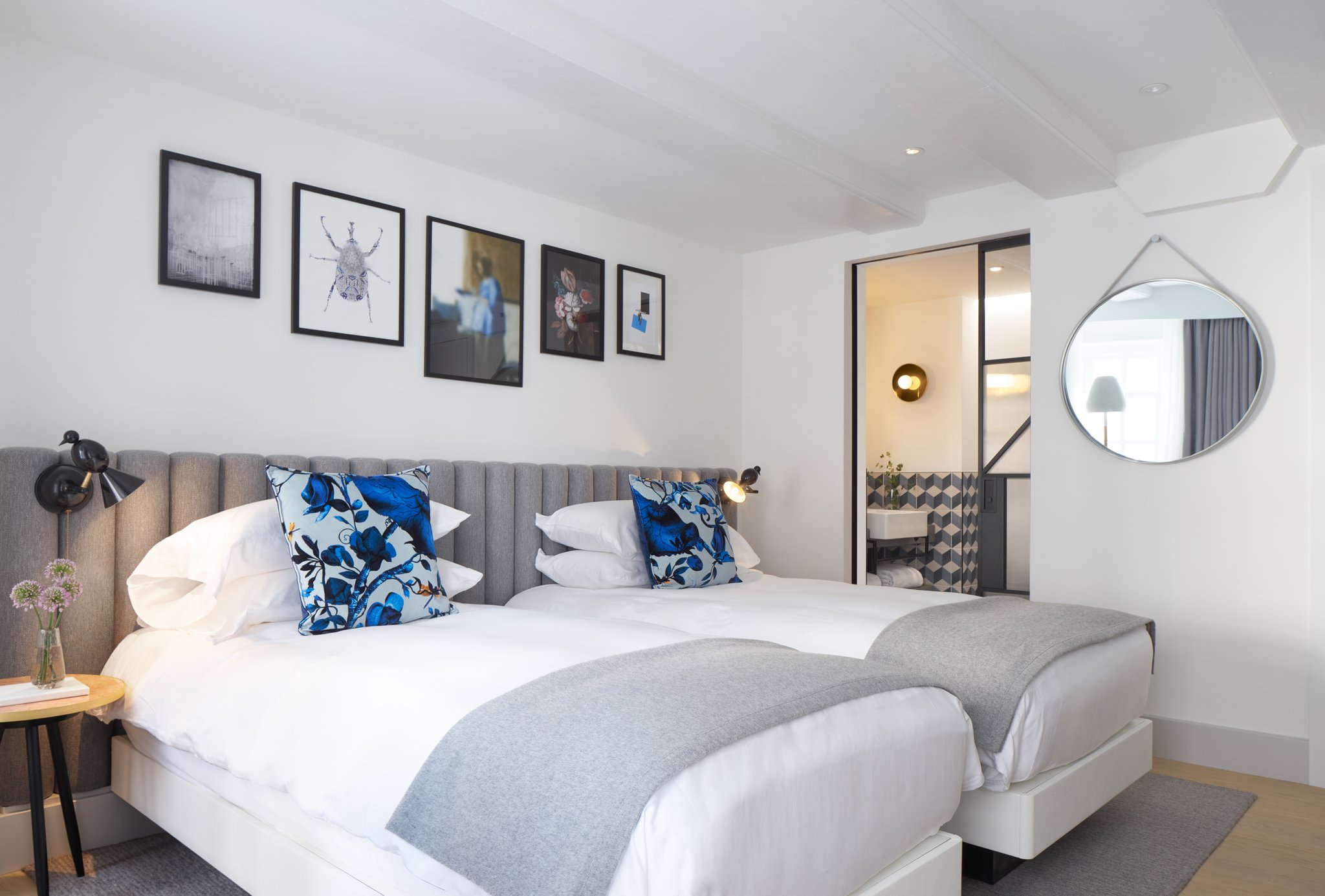 Kimpton De Witt Amsterdam, an IHG Hotel - Tap to explore photos