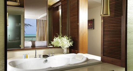 Movenpick Resort Bangtao Beach Phuket Room Type - Royal Seaview Jacuzzi Penthouse - 3 BR