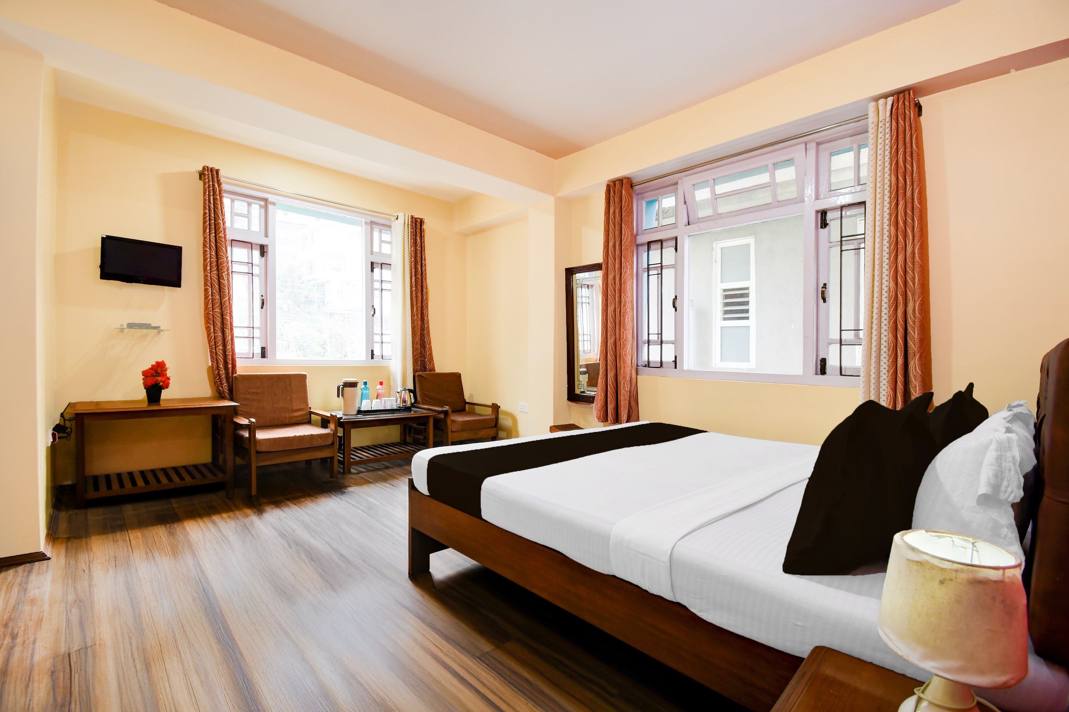 Hotel O by OYO De Sikkim Regency - Tap to explore photos