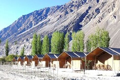 Highland Desert Camp