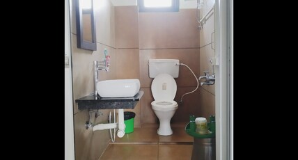 Pandiyar villa Room Type - Deluxe