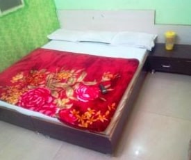 Maa Tulsi Guest House Room Type - Two Bed NON AC Room Maa Tulsi Guest House Room Type - Two Bed NON AC Room
