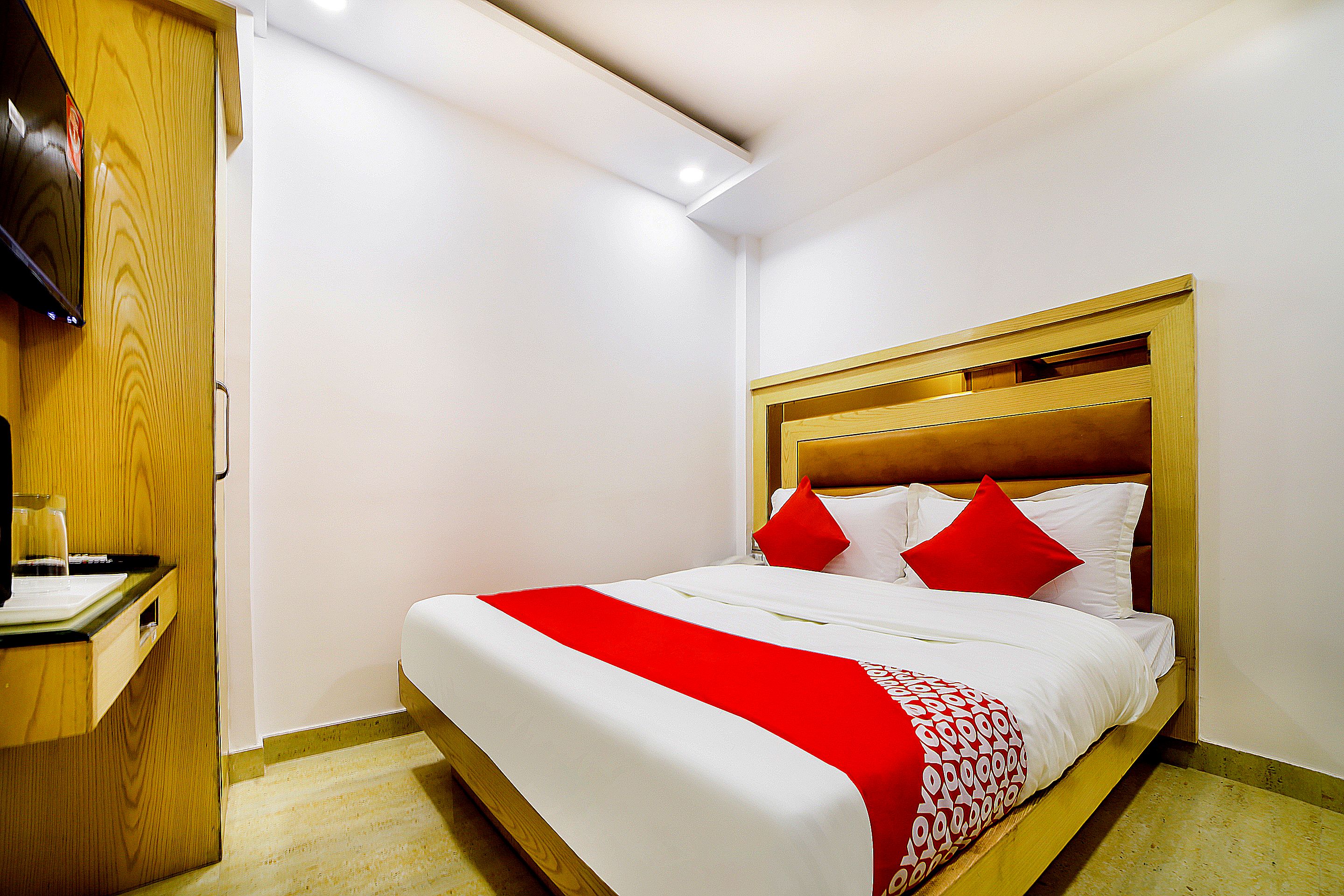 SPOT ON Hotel O Kabir Palace - Tap to explore photos