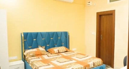 SK GUEST HOUSE Room Type - Deluxe Room - AC